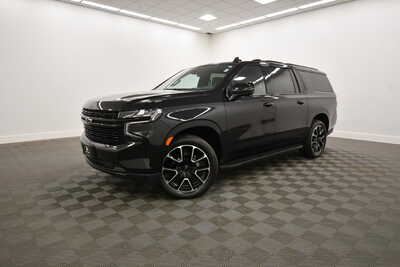 2024 Chevrolet Suburban, $63349. Photo 2