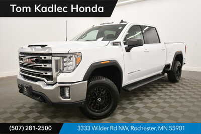 2020 GMC 2500 Crew Cab, $36849. Photo 1