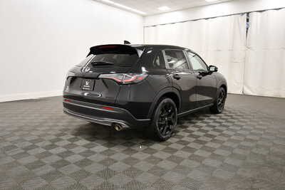 2024 Honda HR-V, $27849. Photo 8