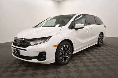 2027 Honda Odyssey, $55740. Photo 2