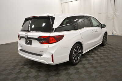 2027 Honda Odyssey, $55740. Photo 7