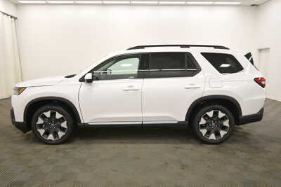 2026 Honda Pilot, $54545. Photo 4