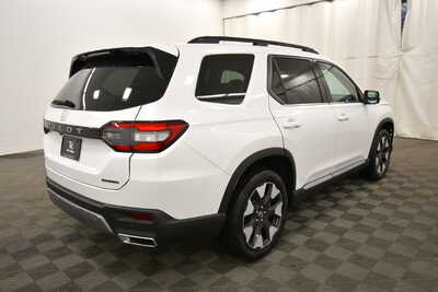 2026 Honda Pilot, $54545. Photo 7