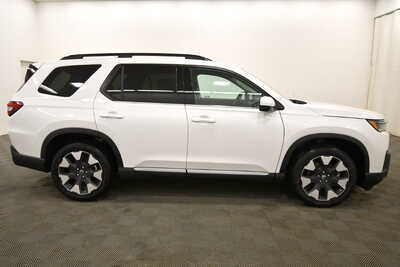 2026 Honda Pilot, $54545. Photo 8