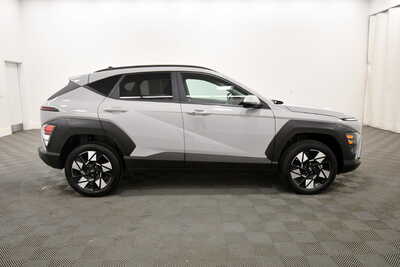 2025 Hyundai Kona, $24349. Photo 9