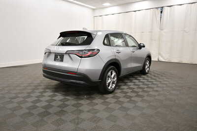 2024 Honda HR-V, $27349. Photo 8
