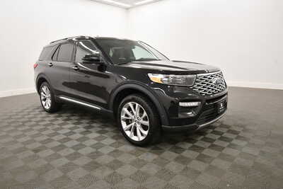 2023 Ford Explorer, $38349. Photo 10