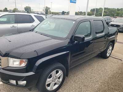 2013 Honda Ridgeline, $17347. Photo 2