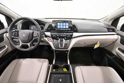 2027 Honda Odyssey, $45245. Photo 10