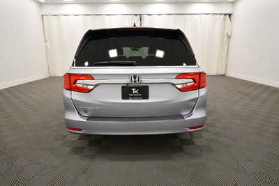 2018 Honda Odyssey, $18349. Photo 6