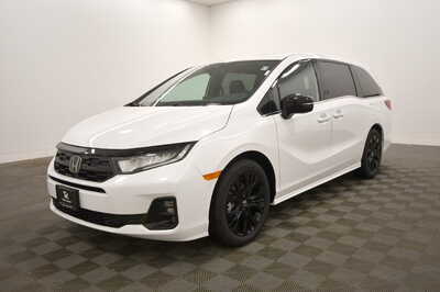 2027 Honda Odyssey, $46345. Photo 2