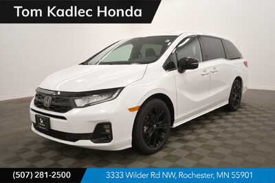 2027 Honda Odyssey, $46345. Photo 1