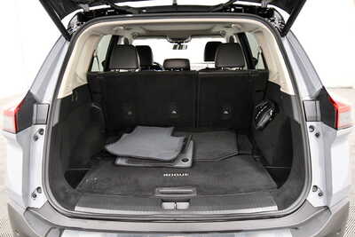 2023 Nissan Rogue, $28245. Photo 7