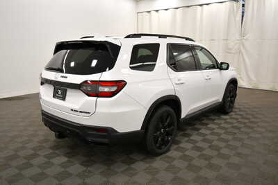 2026 Honda Pilot, $58285. Photo 7