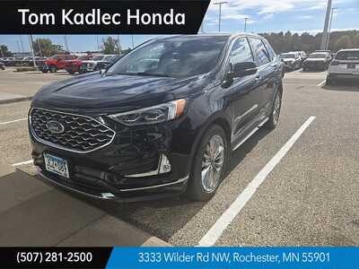 2021 Ford Edge, $22349. Photo 1