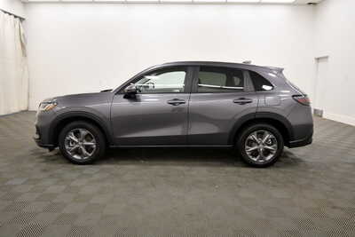 2026 Honda HR-V, $0. Photo 4