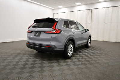 2026 Honda CR-V, $0. Photo 8