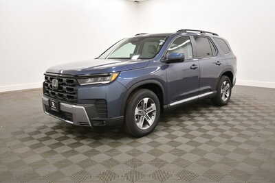 2026 Honda Pilot, $48390. Photo 2