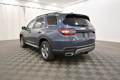2026 Honda Pilot, $48390. Photo 5