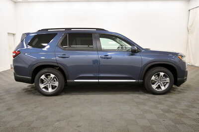 2026 Honda Pilot, $48390. Photo 8