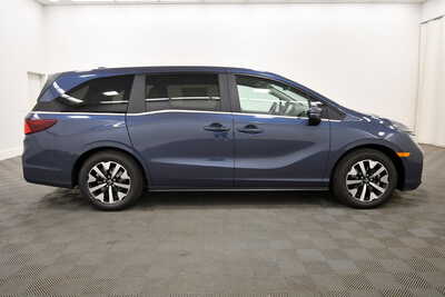 2027 Honda Odyssey, $44790. Photo 8