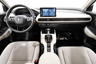 2026 Honda HR-V, $27924. Photo 3