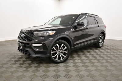 2023 Ford Explorer, $36349. Photo 2