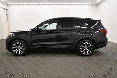 2023 Ford Explorer, $36349. Photo 4