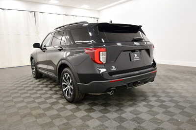 2023 Ford Explorer, $36349. Photo 5