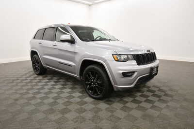2018 Jeep Grand Cherokee, $15349. Photo 10