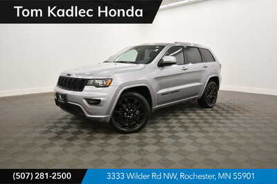 2018 Jeep Grand Cherokee, $15349. Photo 1