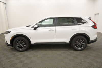 2027 Honda CR-V, $39305. Photo 4