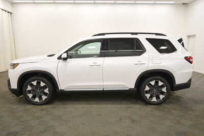 2026 Honda Pilot, $53345. Photo 4