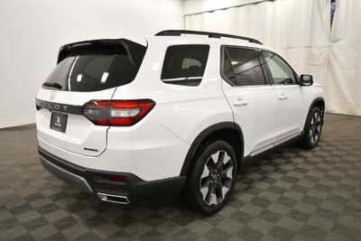 2026 Honda Pilot, $53345. Photo 7