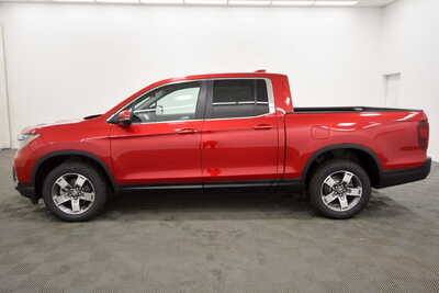 2026 Honda Ridgeline, $45645. Photo 4