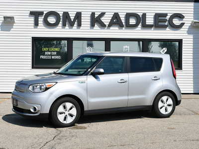 2016 Kia Soul EV, $6495. Photo 2