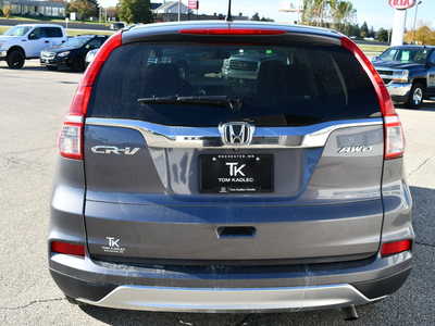 2016 Honda CR-V, $8999. Photo 6