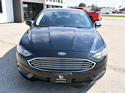 2017 Ford Fusion, $7999. Photo 10
