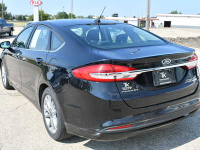 2017 Ford Fusion, $7999. Photo 4