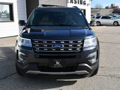 2017 Ford Explorer, $8999. Photo 11