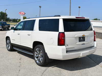 2015 Chevrolet Suburban, $9495. Photo 5