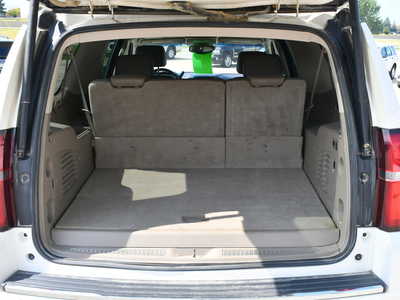 2015 Chevrolet Suburban, $9495. Photo 7