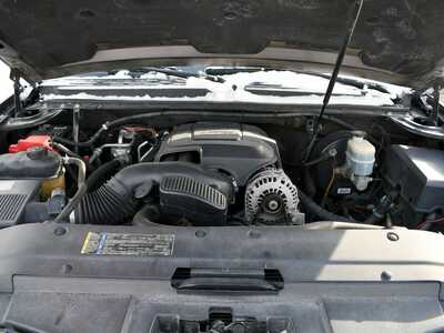 2010 Chevrolet Suburban, $7999. Photo 12