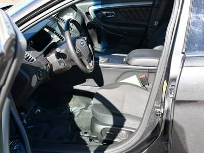 2015 Ford Taurus, $6995. Photo 11