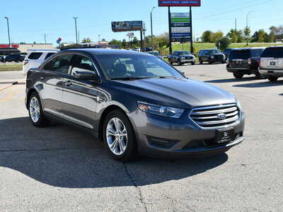 2015 Ford Taurus, $6995. Photo 8