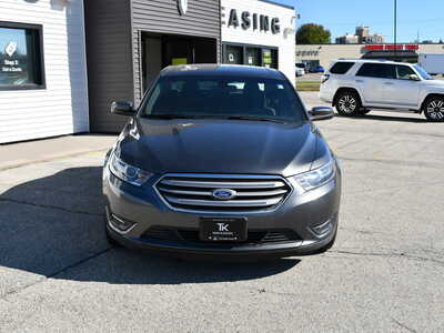 2015 Ford Taurus, $6995. Photo 9