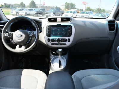 2016 Kia Soul EV, $6495. Photo 3