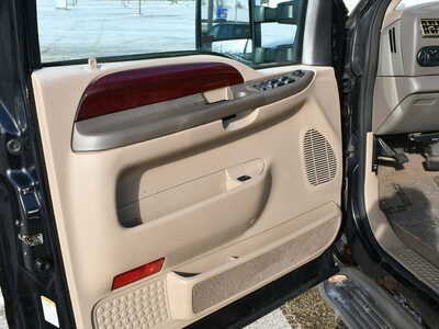 2003 Ford Excursion, $12999. Photo 9