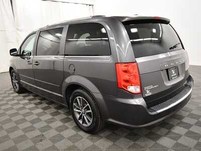 2017 Dodge Caravan, Grand, $5999. Photo 5