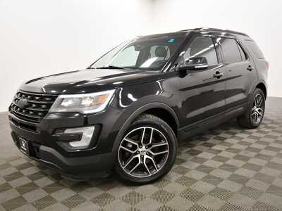 2016 Ford Explorer, $7999. Photo 2